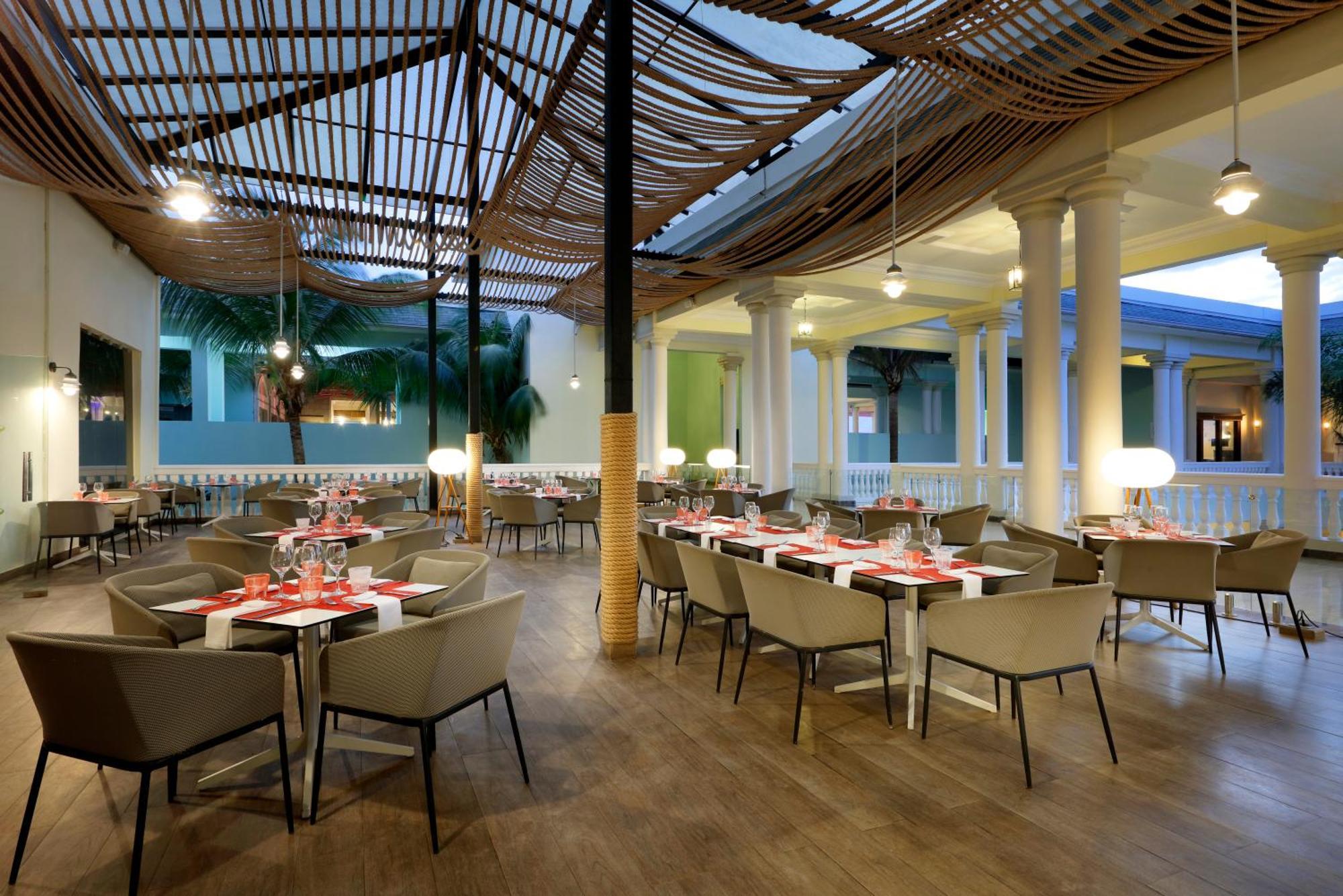 The Signature Level At Grand Palladium Lady Hamilton Resort & Spa Lucea Exterior foto