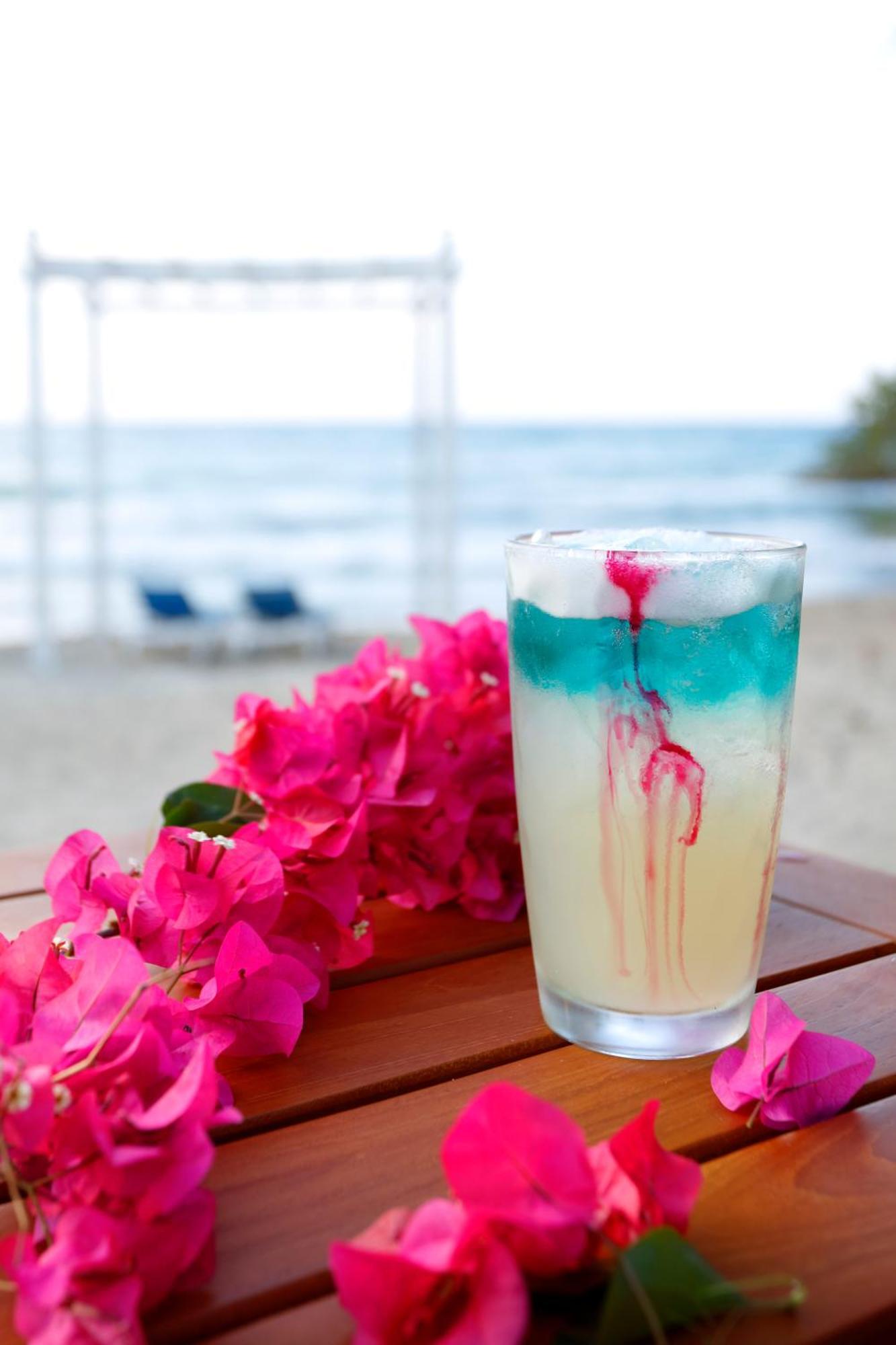 The Signature Level At Grand Palladium Lady Hamilton Resort & Spa Lucea Exterior foto