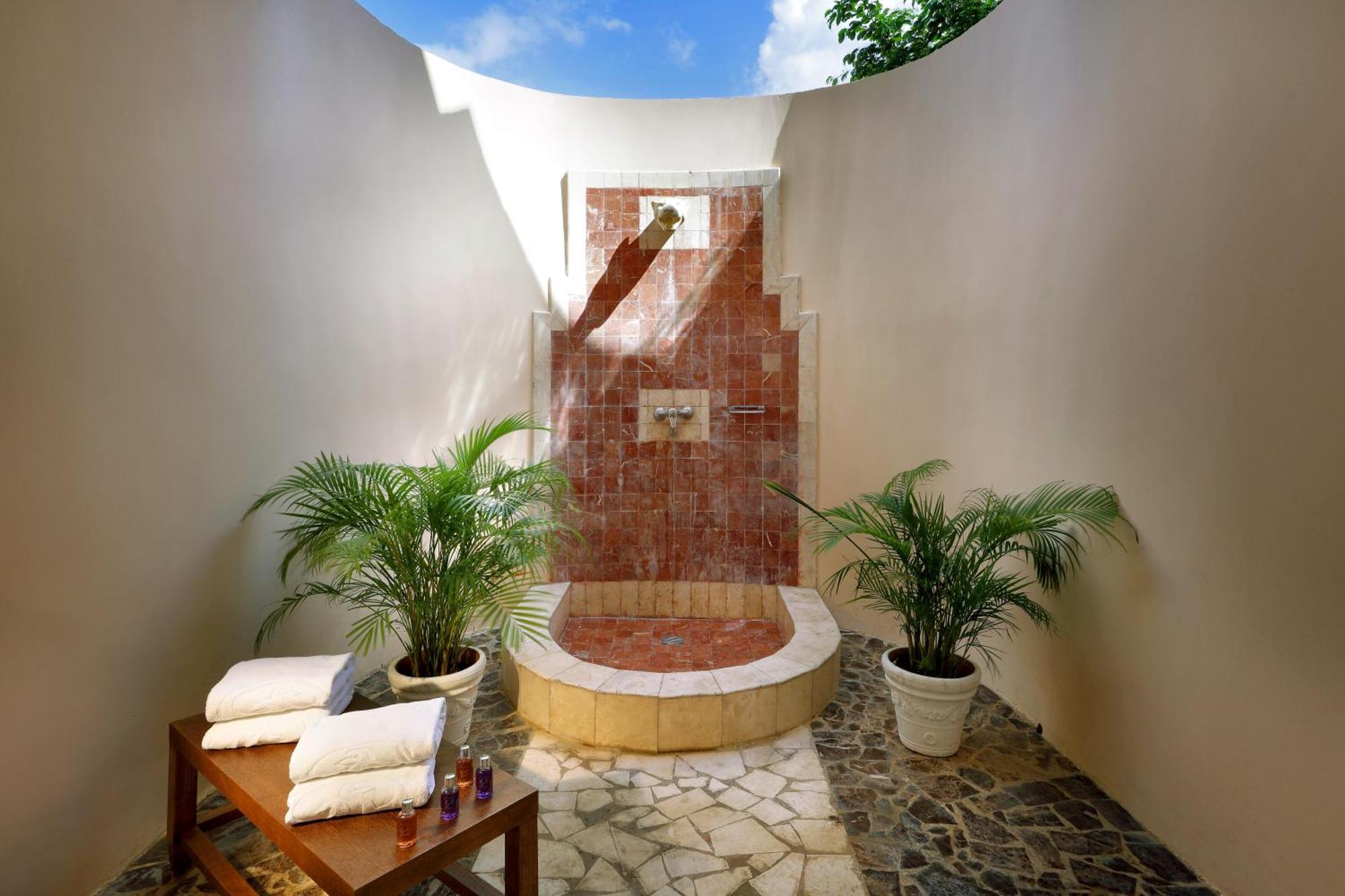 The Signature Level At Grand Palladium Lady Hamilton Resort & Spa Lucea Exterior foto